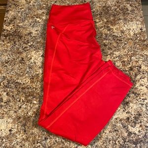 Fabletics 7/8 leggings Red Medium NEW NEVER WORN
